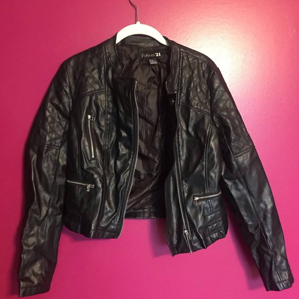 Forever21 Vegan leather jacket quilted sleeves